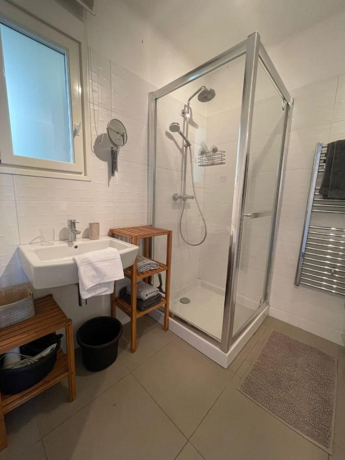Fully Equipped Beachfront Studio In The Heart Of The City Center Bd Leclerc Antibes Eksteriør bilde
